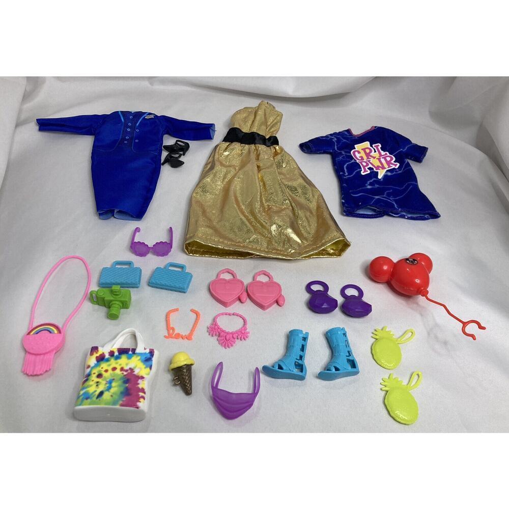 Vintage 1990’s Barbie Cothing & Accessories Purse Camera Mickey Balloon